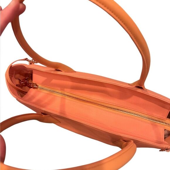 Dagne Dover Signature Legend Tote in pomelo coral NEW - Picture 3 of 7